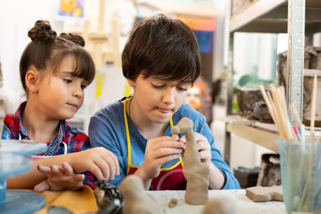 ateliers enfants castellane été