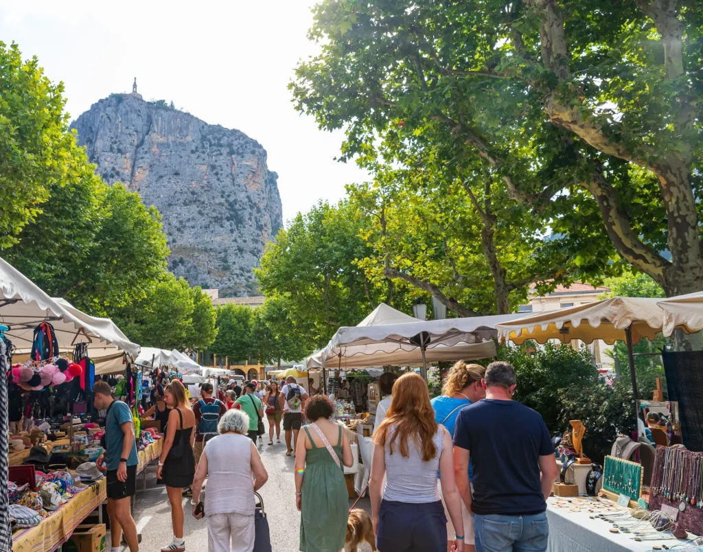 marche castellane provencal